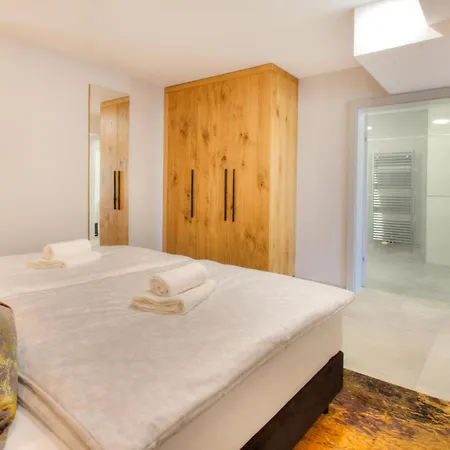 Stunning In Apartman *
