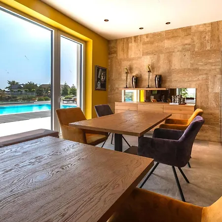 Stunning In Apartman Szarvaslak